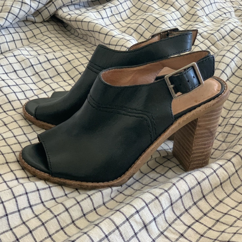 Madewell black leather mules